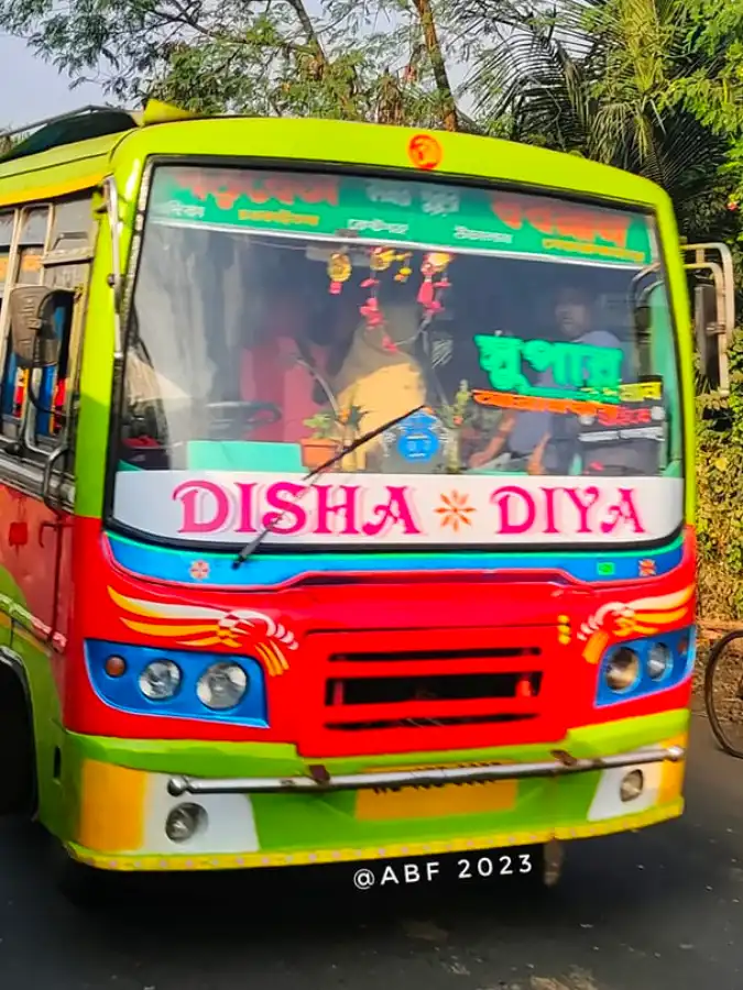 KAILASPATI bus WB15B8657