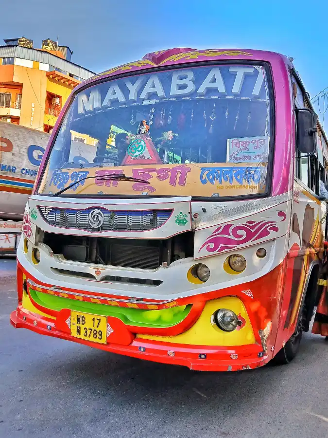 MAYABATI bus WB17N3789