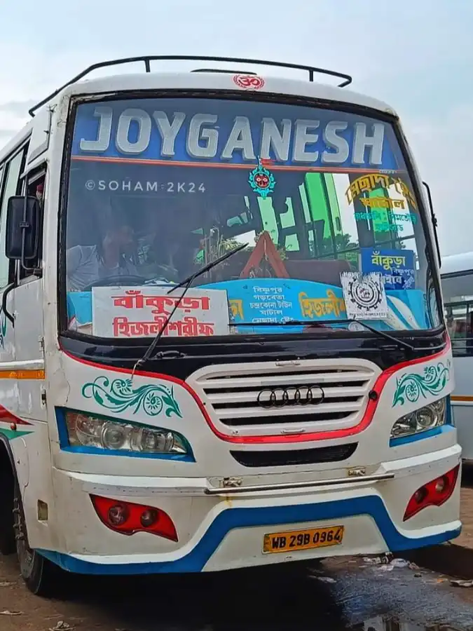 JOY GANESH bus WB29B0964