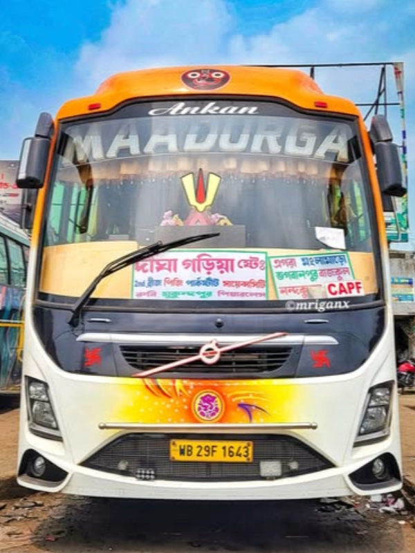 MAA DURGA bus WB29F1643