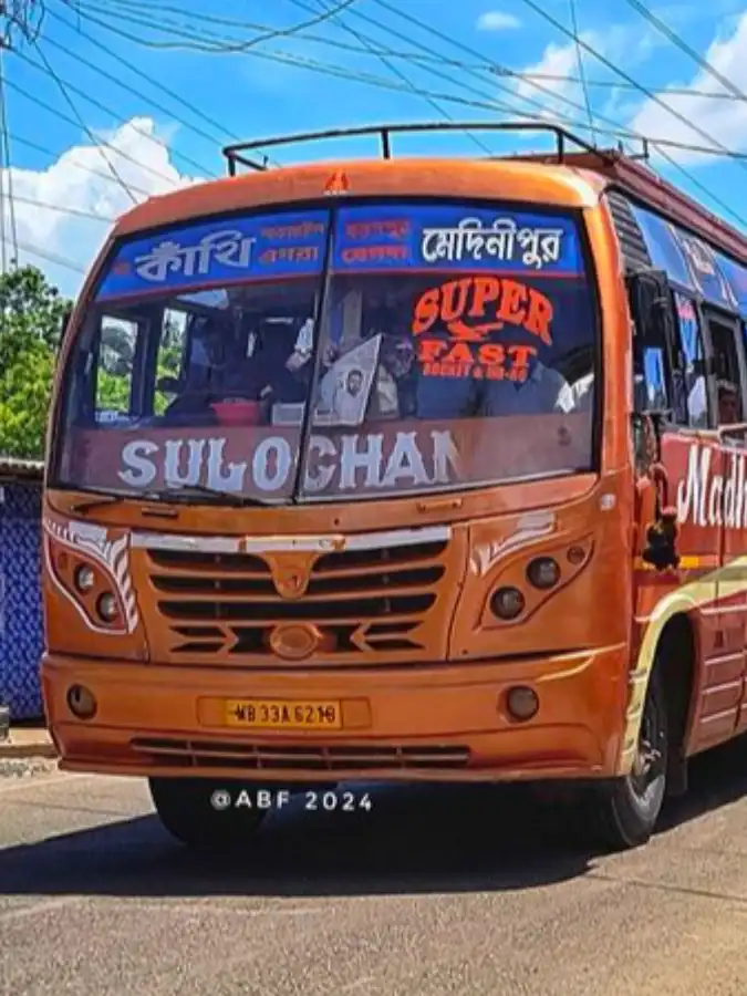 MADHURI bus WB33A6210