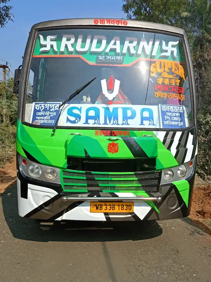 RUDRANI bus WB33B1830