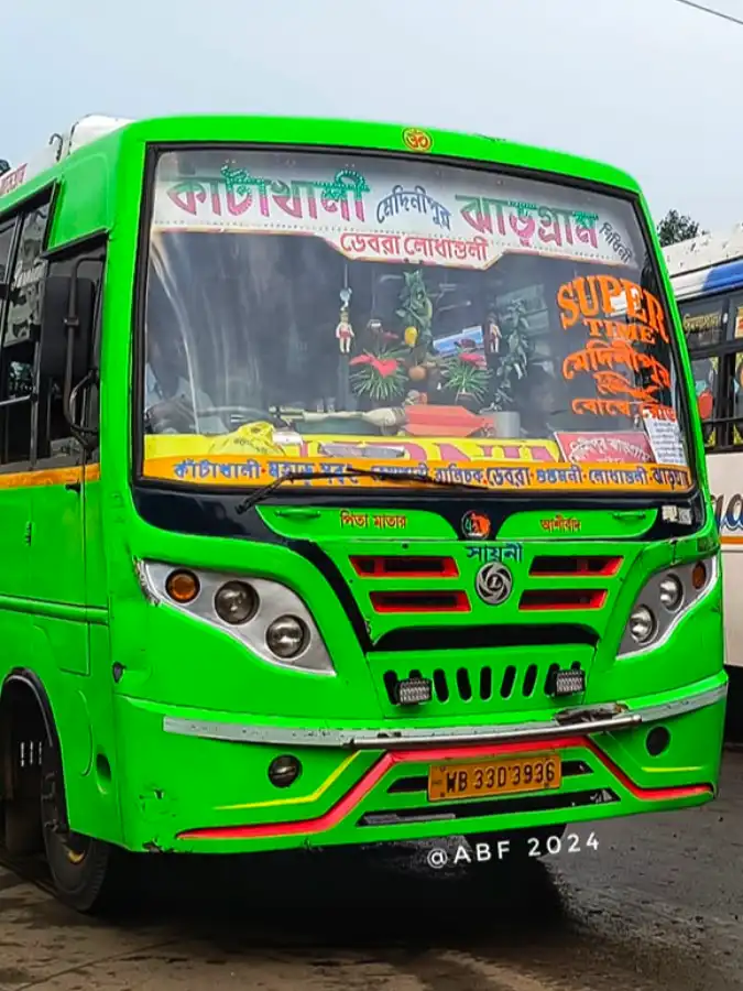SAYANDIP bus WB33D3936