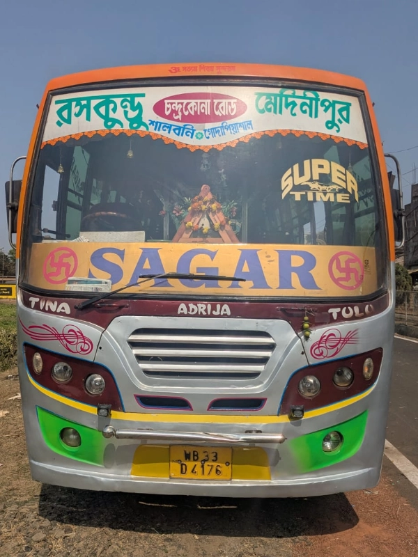 SAGAR bus WB33D4176