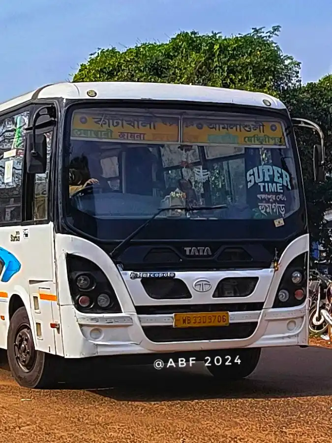 MAA ANANDAMOYEE bus WB33D9706