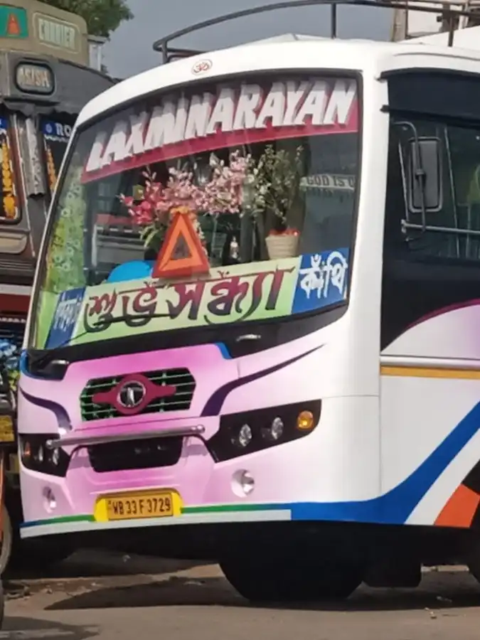 SUBHA SANDHYA bus WB33F3729