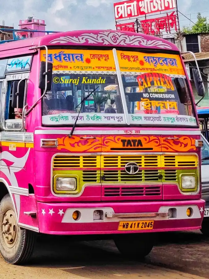 RAJLAXMI bus WB41K2045