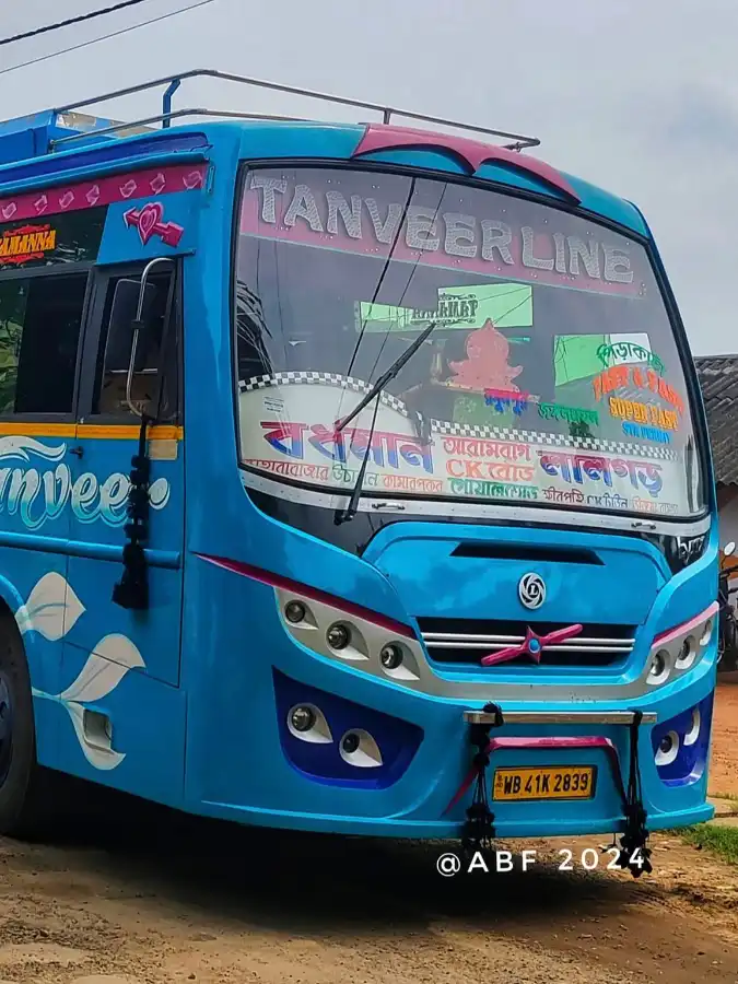 TANVEER bus WB41K2839