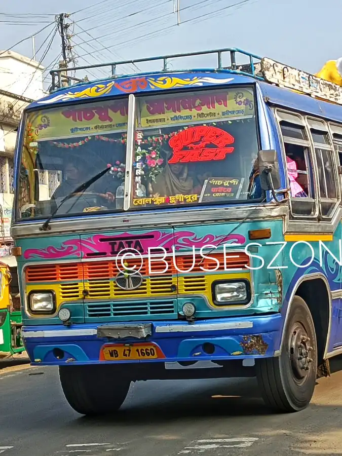 NANDINI bus WB471660