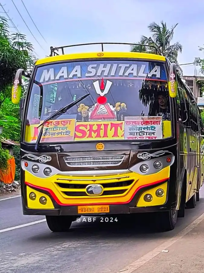 MAA SHITALA bus WB49N2221