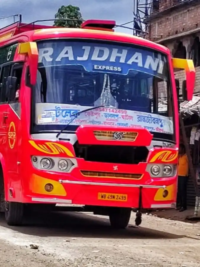 RAJDHANI EXPRESS bus WB49N2499