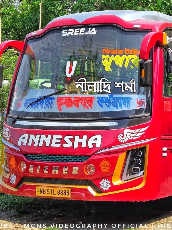 ANNESHA bus WB51L8889