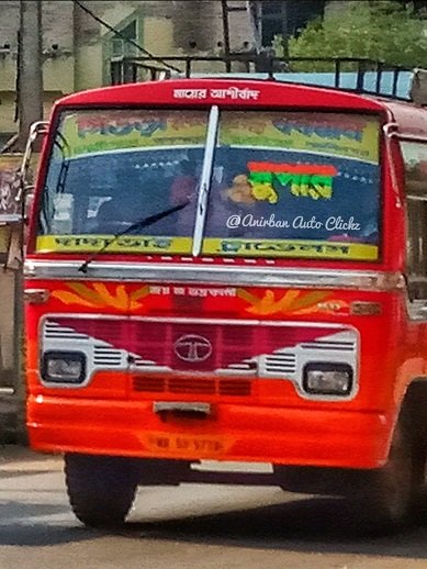 SRIJITA bus WB535712