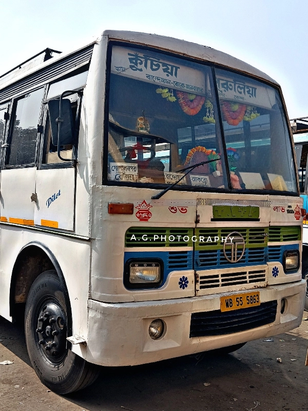 SHREE DURGA bus WB555863