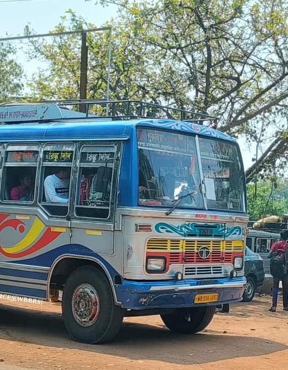 RINKU DIDI bus WB55A4652