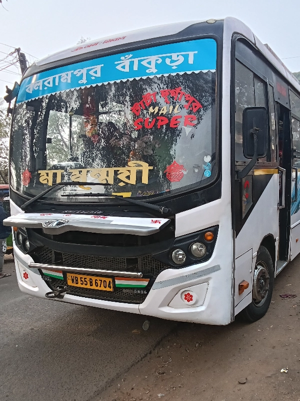 MAA MRINMOYEE bus WB55B6704