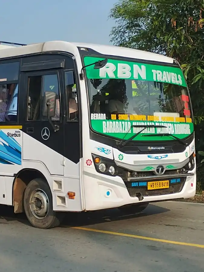 RBN TRAVELS bus WB55B8418
