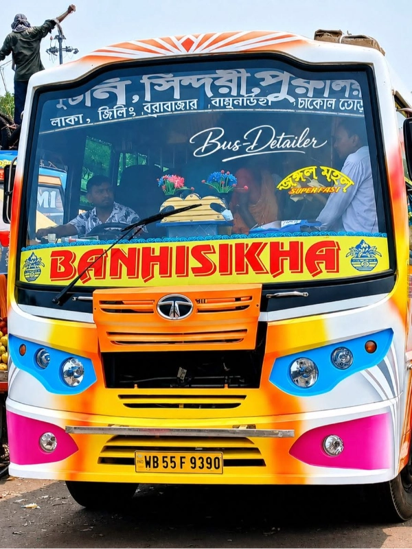 BANHISIKHA bus WB55F9390