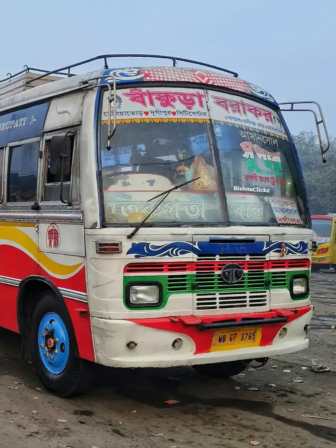 TIRUPATI bus WB673765