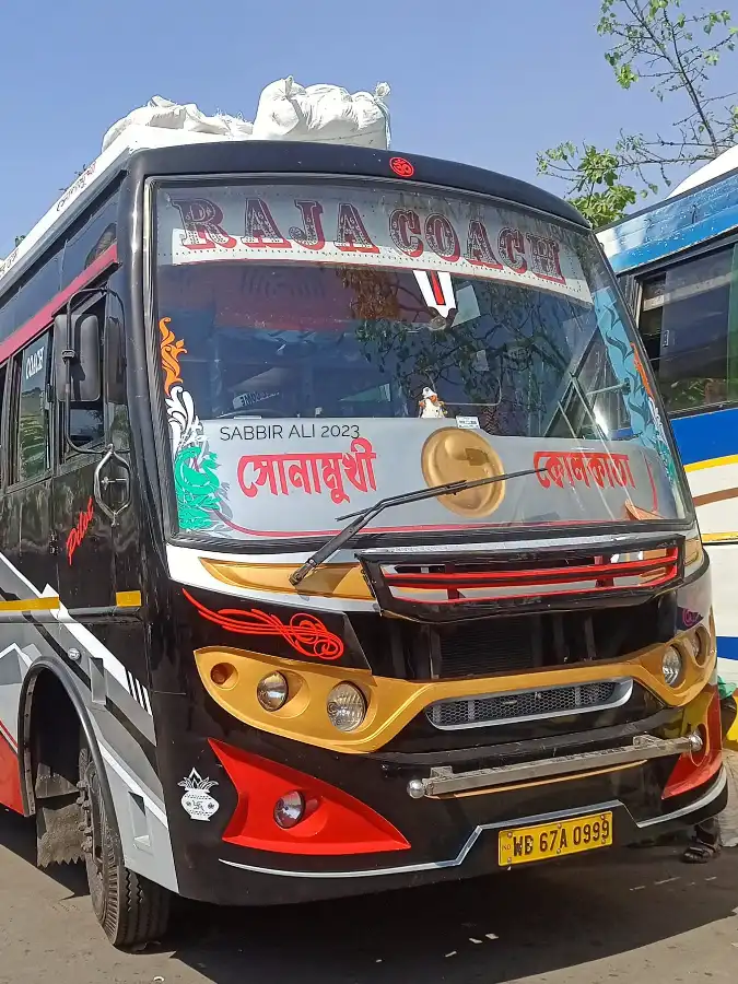 RAJA COACH bus WB67A0999