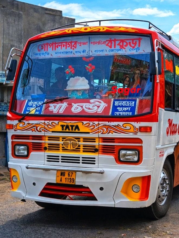 MAA CHANDI bus WB67A1199