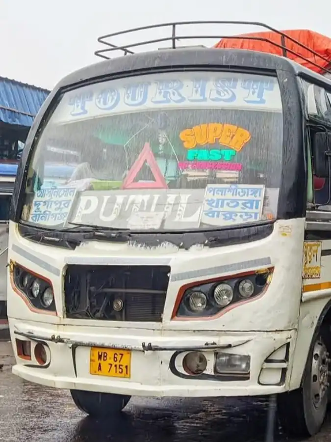 PUTUL bus WB67A7151