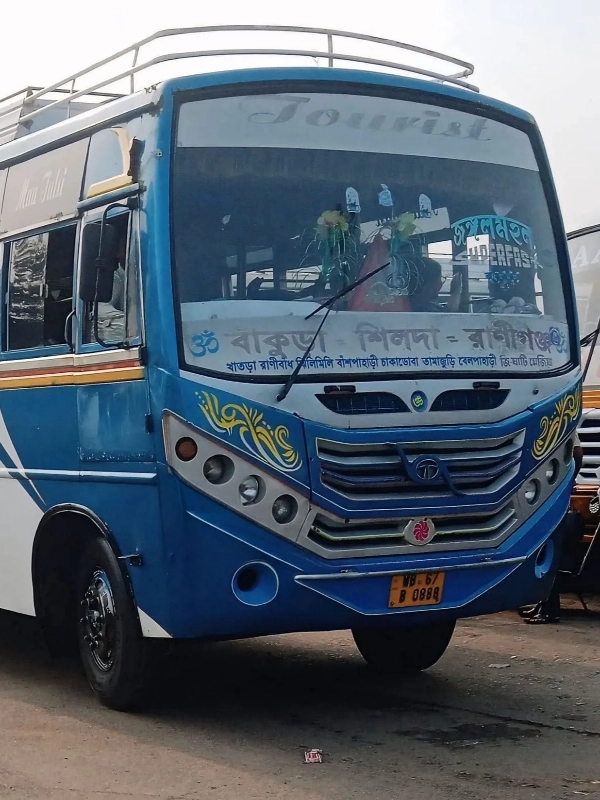 MAA TULSI bus WB67B0888
