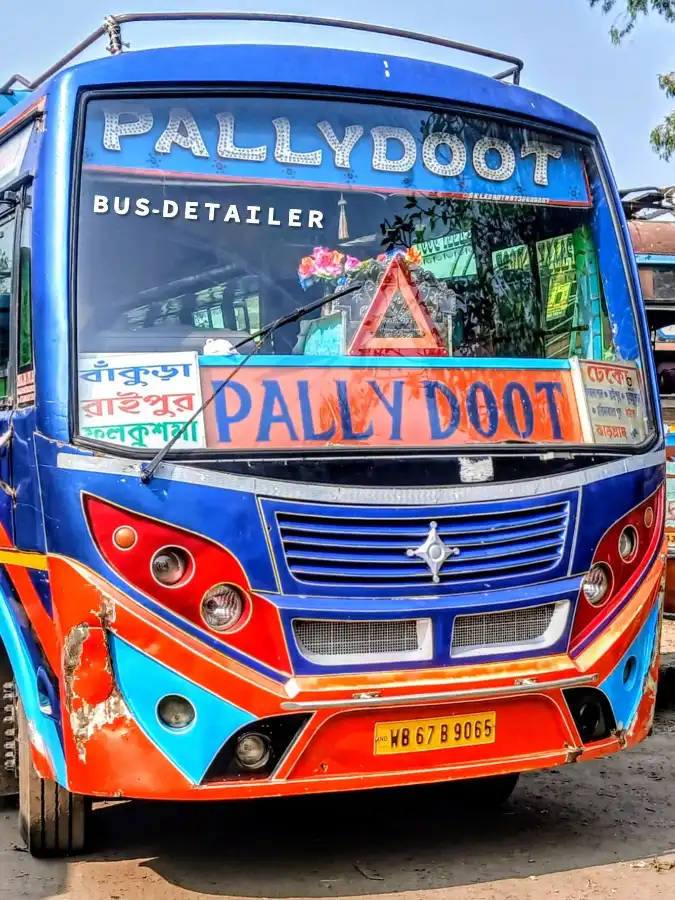 PALLYDOOT bus WB67B9065