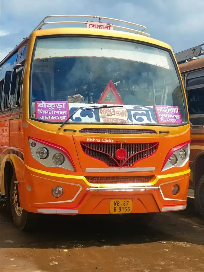 SHEFALI bus WB67B9155