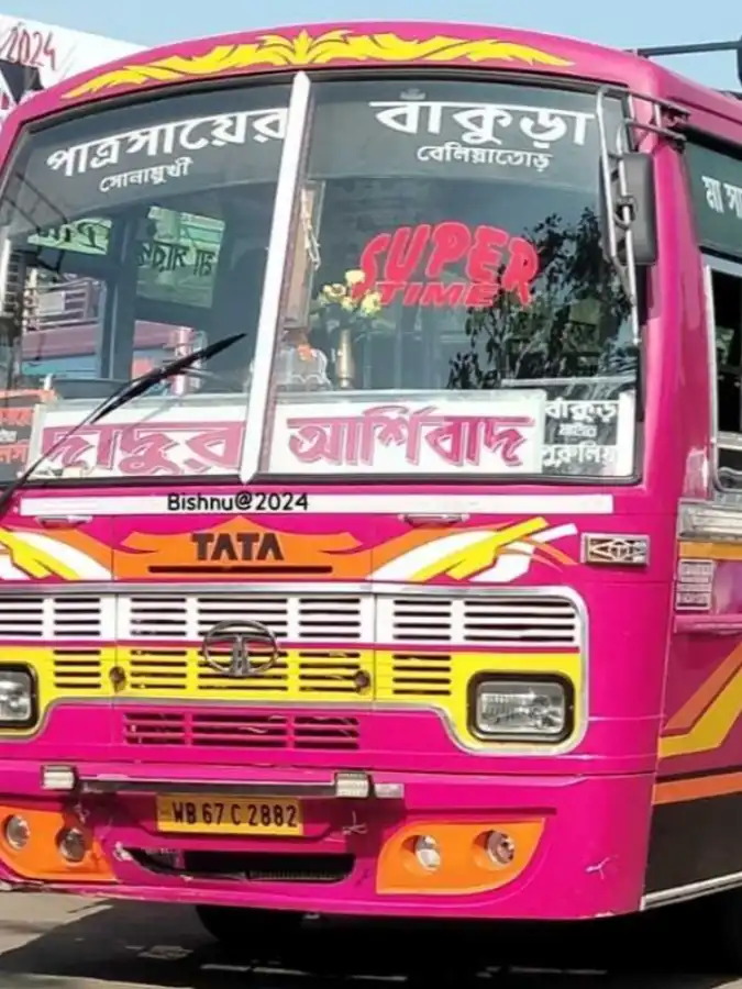 MAA SHARADA bus WB67C2882