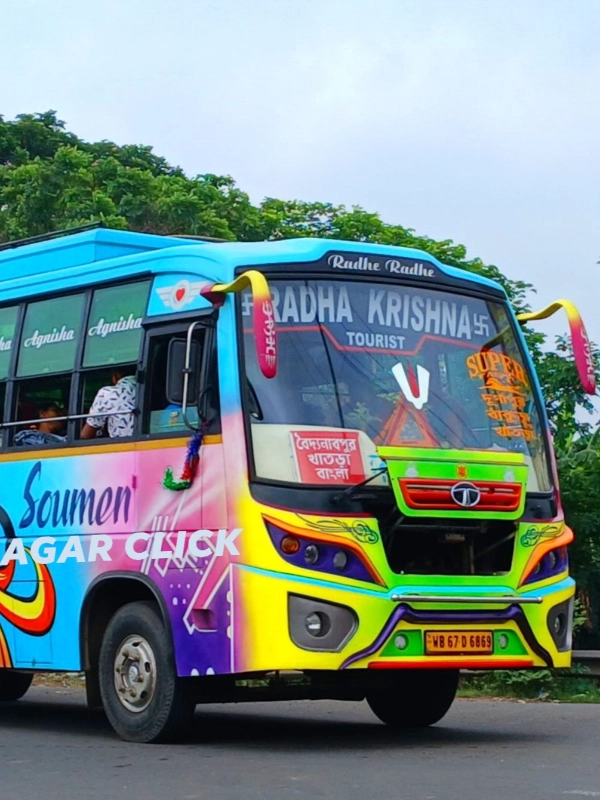 SOUMEN bus WB67D6869