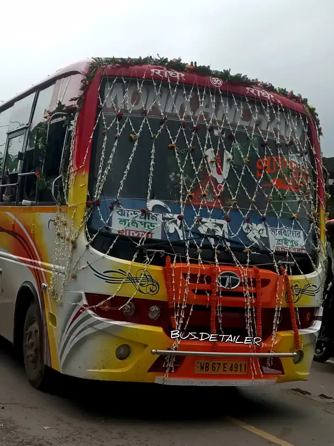 MONIKANCHAN bus WB67E4911