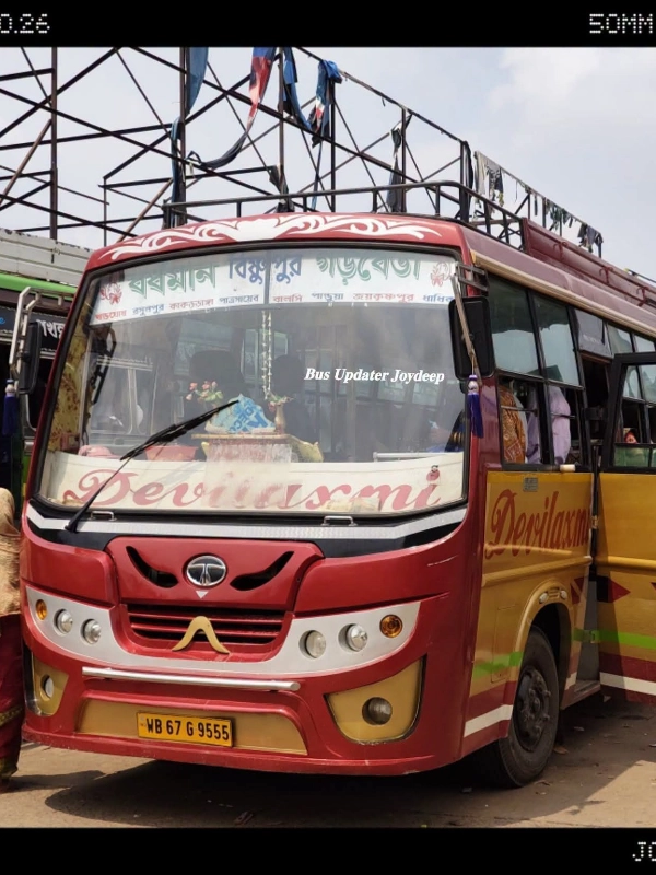 DEVI LAXMI bus WB67G9555